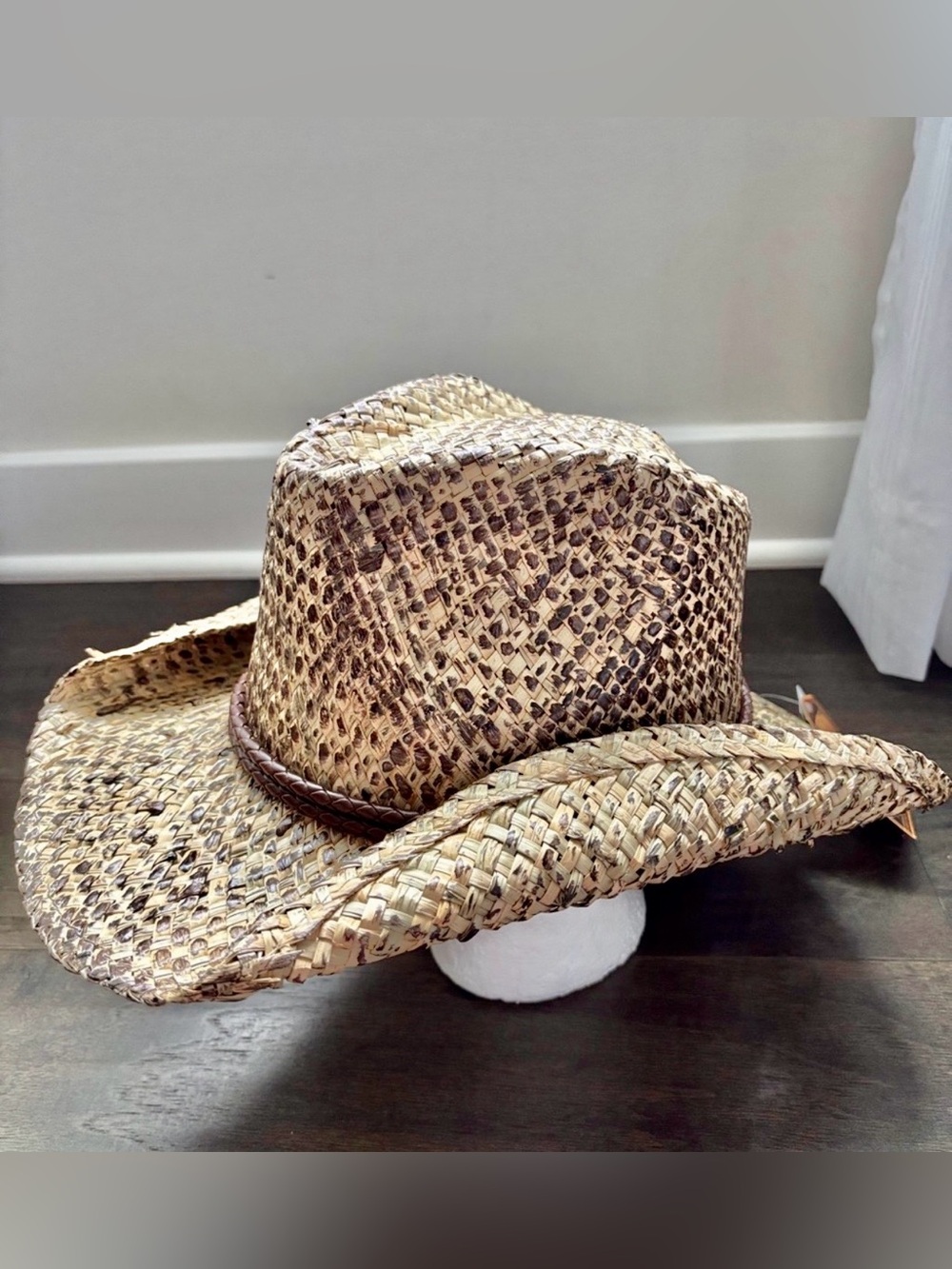Dorfman Pacific Co. Western Natural seagrass  teardrop crown braided PU leather